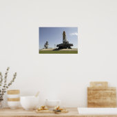 Space Shuttle Endeavour nähert sich dem Start p Poster (Küche)