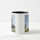 Space Shuttle Endeavour nähert sich dem Start p Tasse (Zentrum)