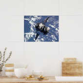 Space Shuttle Endeavour (STS-130) Poster (Küche)