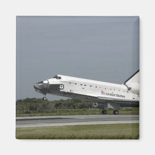 Space Shuttle Endeavour Touchs nach unten Magnet (Vorne)