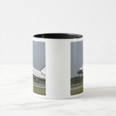 Space Shuttle Endeavour Touchs nach unten Tasse (Zentrum)