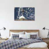 Space Shuttle Endeavour und ein Sojus-Raumfahrzeug Leinwanddruck (Insitu (Schlafzimmer))