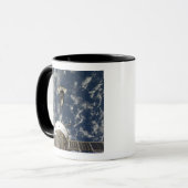 Space Shuttle Endeavour und ein Sojus-Raumfahrzeug Tasse (Vorderseite Links)