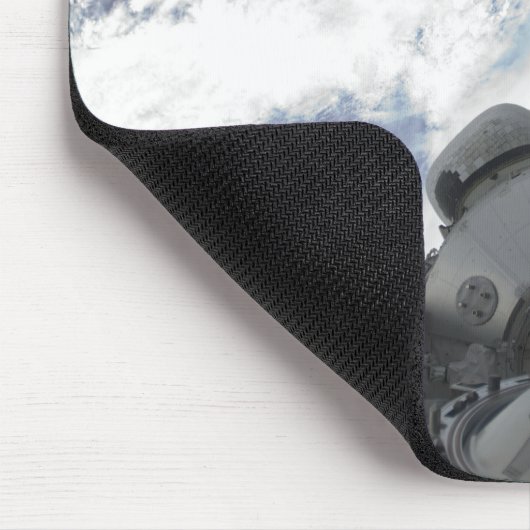 Space Shuttle Endevor's Nutzlastschacht 2 Mousepad (Ecke)
