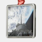 Space Shuttle Endevor's Nutzlastschacht 2 Ornament Aus Metall (Links)