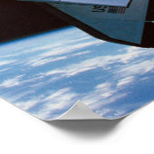 Space Shuttle with Open Cargo Bay Poster (Ecke)