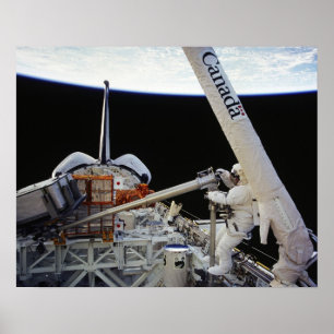 Spacwalk an Bord Space Shuttle Columbia (STS-87) Poster
