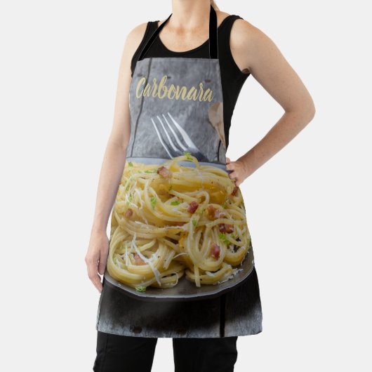 Spaghetti Carbonara Pasta mit Bacon und Parmesan Schürze (InSitu)