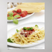 Spaghetti mit Tomatensauce und Basilikum Poster (Vorne)