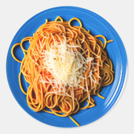 Spaghetti-Tafel mit Parmesan-Käse Runder Aufkleber