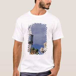 Spanien, Katalonien, Barcelona. Casa Batlló (1906) T-Shirt