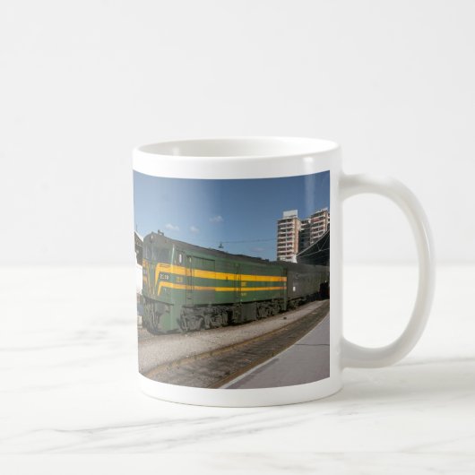 Spanien, RENFE Straßendiesel Kaffeetasse (Rechts)