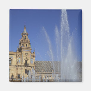 Spanien, Sevilla, Andalusien Brunnen und verziert Magnet