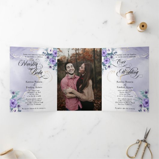 Spanisch Englisch Flores Moradas Purple Flowers Tr Dreifach Gefaltete Einladung (Innenseite)