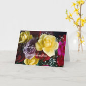 Spanisch: Geburtstagsblumenstrauß-/Cumplea ños Karte (Gelbe Blume)