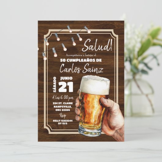 Spanisch Mexikanischer Mann Beer Salud zum Geburts Einladung (Stehend Vorderseite)