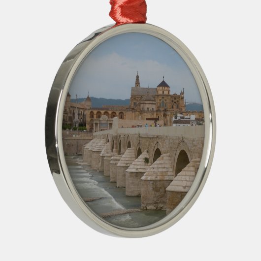Spanische Weihnachtsbaum-Verzierung - Cordova, Silbernes Ornament (Rechts)