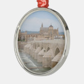 Spanische Weihnachtsbaum-Verzierung - Cordova, Silbernes Ornament (Links)