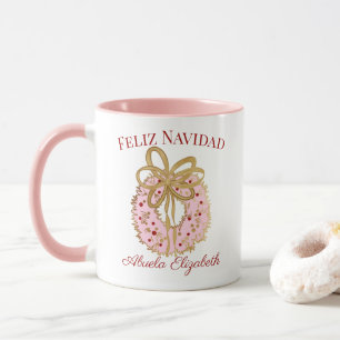 Spanischer Weihnachtsgruß für Oma mit rosa Kranz Tasse