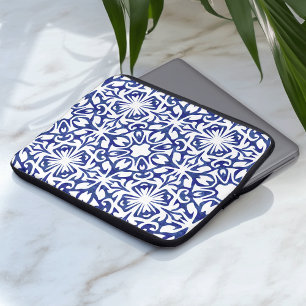 Spanisches Fliesenmuster in Blau und Weiß Laptopschutzhülle