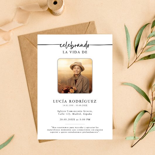 Spanisches Foto zur Beerdigung Celebrando Memorial Einladung