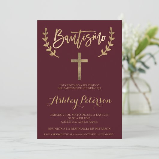 Spanish Gold burgundy red elegant script baptism Einladung (Stehend Vorderseite)