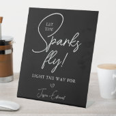 Sparkler abschicken Lass der Funken Fliegen Schwar Sockelschild (In Situ)