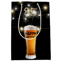 Sparkler im 85. Geburtstag Bierglas