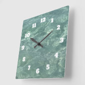 Sparkling Blue Green Water Abstrakt Beach Coastal Quadratische Wanduhr (Winkel)