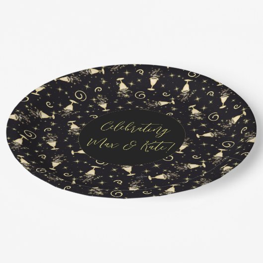 Sparkling Celebration Gold & Black Customizable Pappteller (Schrägansicht)