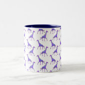 Sparkling Hippie Style Lila Giraffe Zweifarbige Tasse (Mittel)