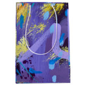 Sparkling Purple and Yellow Abstract Art Gift Bag Mittlere Geschenktüte (Vorderseite)