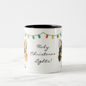 Sparkly-Eyed Cat Holy Christmas Lights Zweifarbige Tasse (Mittel)