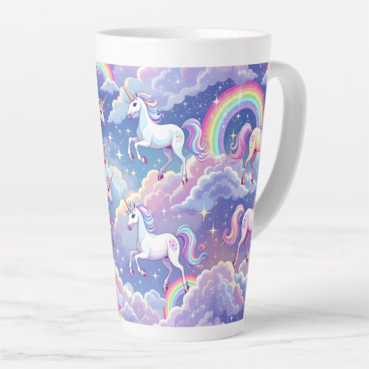 Sparkly rainbow and unicorns on clouds milchtasse (Rechte Ecke)