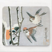 Sparrows und Kamelien in Snow von Ando Hiroshige Mousepad (Vorne)