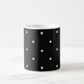 Sparse Polka Dots auf schwarz Kaffeetasse (Mittel)