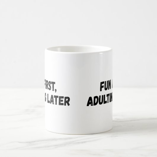 Spaß beim Erwachsenwerden später Kaffeetasse (Mittel)