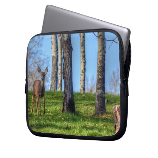 Spaß Design für das Kind in uns allen! Laptopschutzhülle (Vorderseite Links)