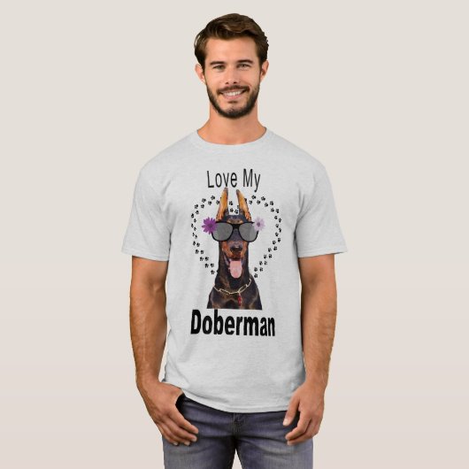 Spaß Doberman in Sonnenbrille T-Shirt (Vorne ganz)