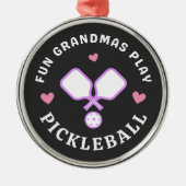 Spaß Grandmas Play Pickleball Ornament Aus Metall (Vorne)