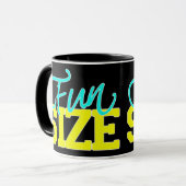 Spaß-Größe für dunkle Farben Tasse (Vorderseite Links)