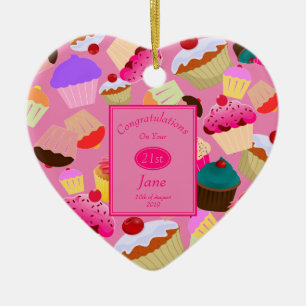 Spaß, heller rosa kleiner Kuchen irgendein Keramik Ornament