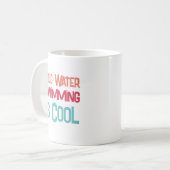 Spaß kaltes Wasser Schwimmen Moderne Typografie Kaffeetasse (Vorderseite Links)