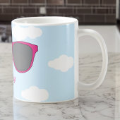 Spaß Magenta Sonnenbrille gegen Blue Sky Kaffee Ta Kaffeetasse