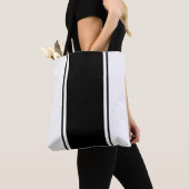 Spaß Moderne vertikale schwarze Streifen auf weiß Tasche (Von Nahem)