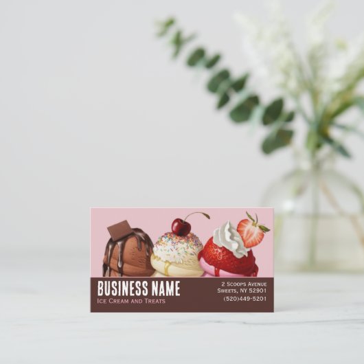 Spaß Rosa und braun QR-Code Eiscreme Visitenkarte (Stehend Vorderseite)