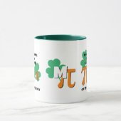 Spaß St Patrick's Day Pi Day Math Monogram Tasse (Zentrum)