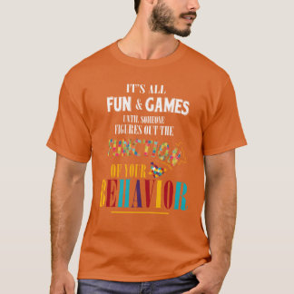 Spaß und Spiele bis jemand das Retro findet T-Shirt