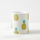 Spaß Vintage Ananas Nahtlose Illustration. Kaffeetasse (Mittel)