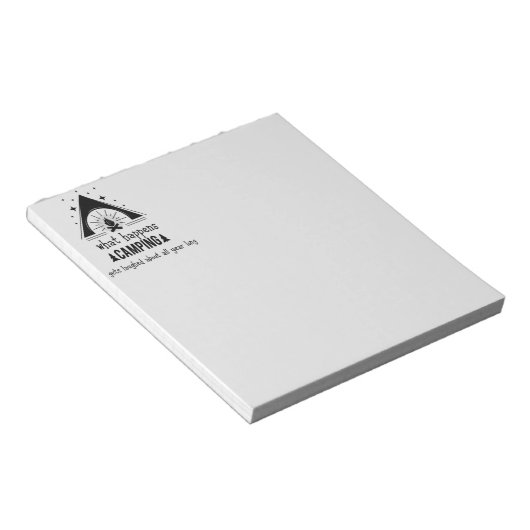 Spaß, was im Camping passiert, lacht Notizblock (angewinkelt)